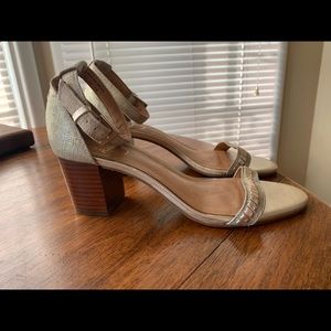 Jack Rogers block heel